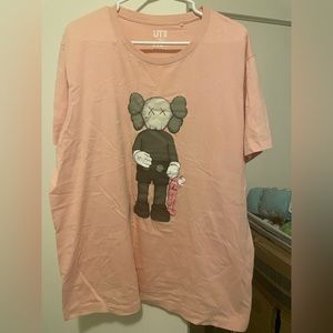 Uniqlo x KAWS Companion Tee Size XL